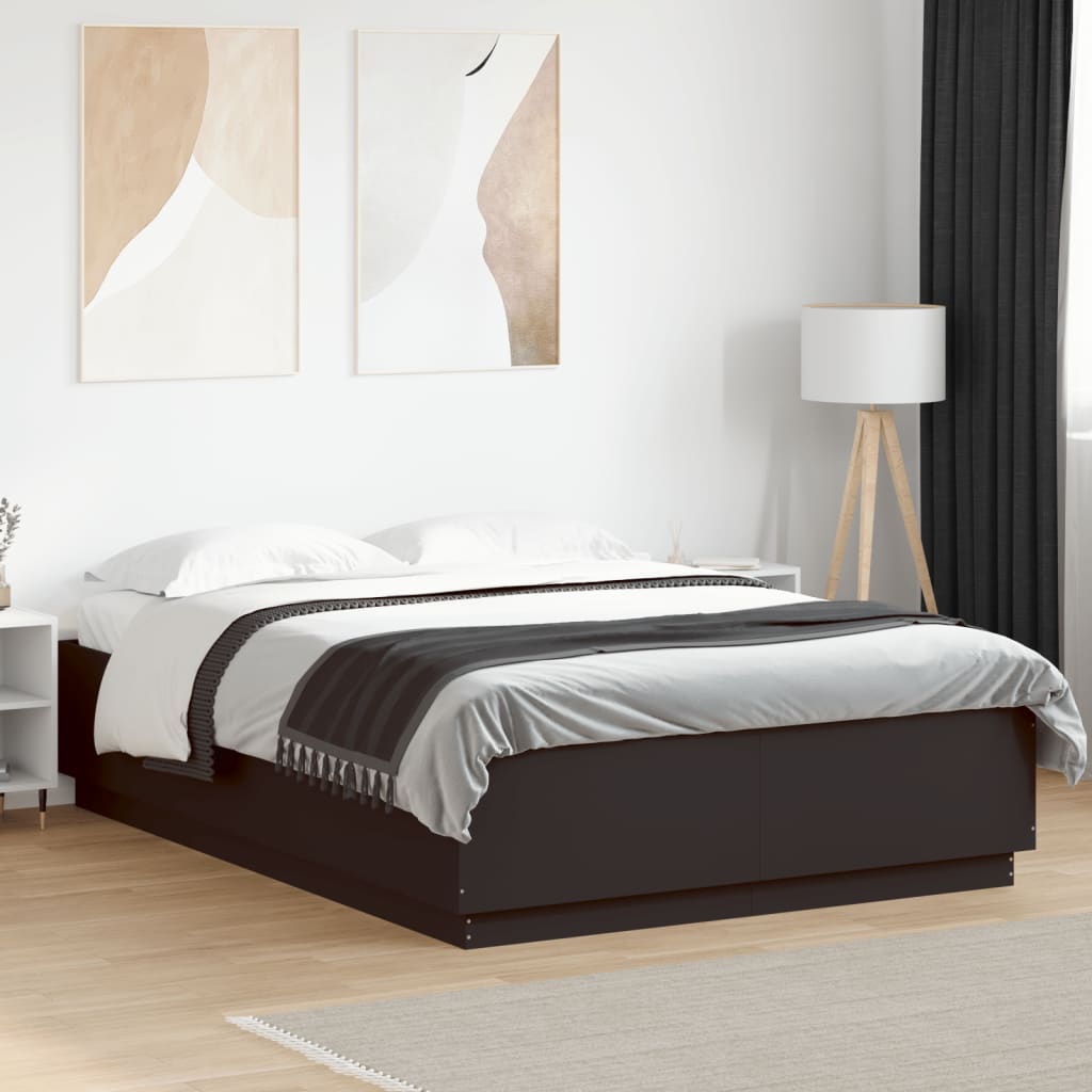 vidaXL Bedframe massief hout wit 200x200 cm