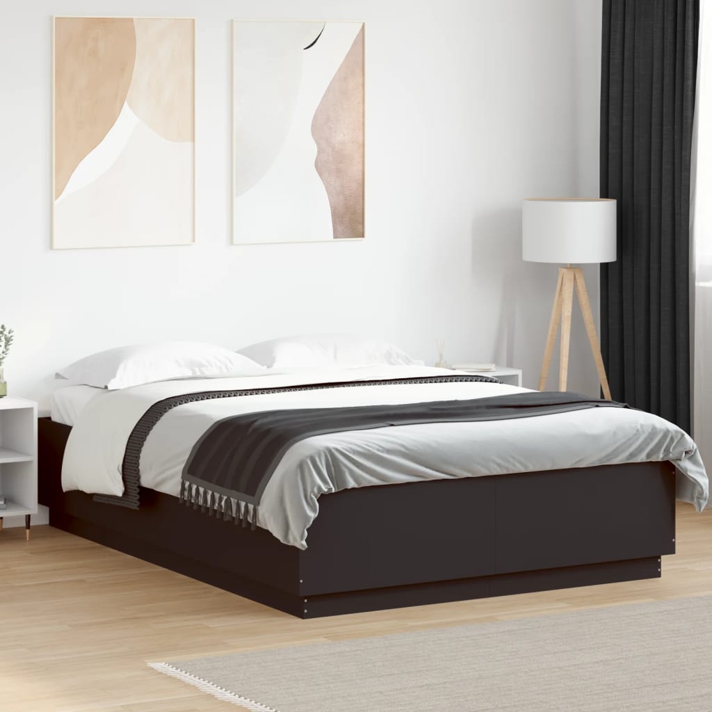 vidaXL Bedframe massief hout wit 200x200 cm