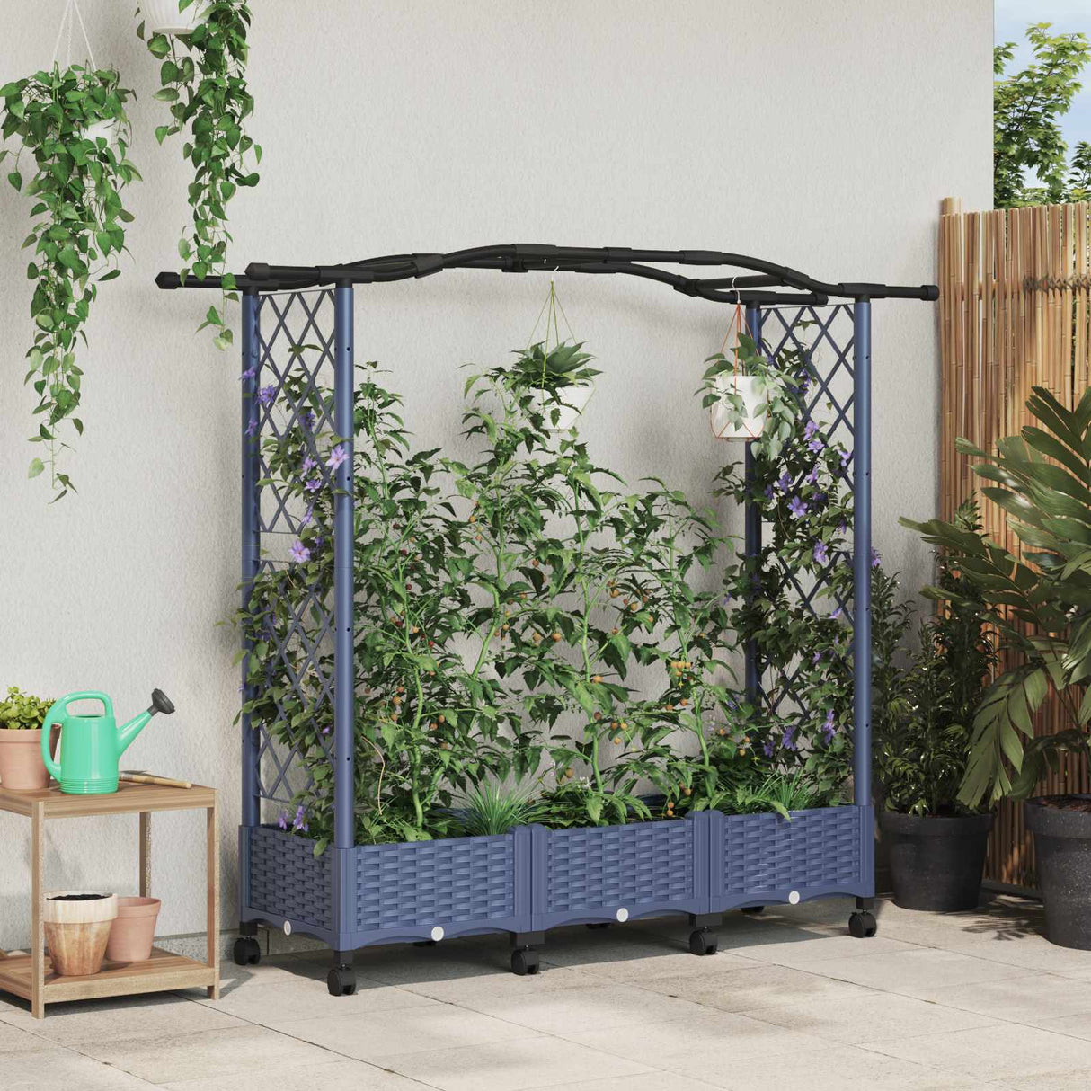 vidaXL Verhoogd Bed met Trellis en Dak Bruin 124 x 40 x 129 cm PP