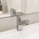 vidaXL Basin Mixer Tap with Pull-Out Function 157x172 mm Black