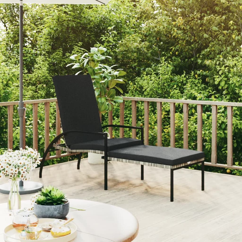 vidaXL Ligbed met voetensteun polyetheen rattan bruin