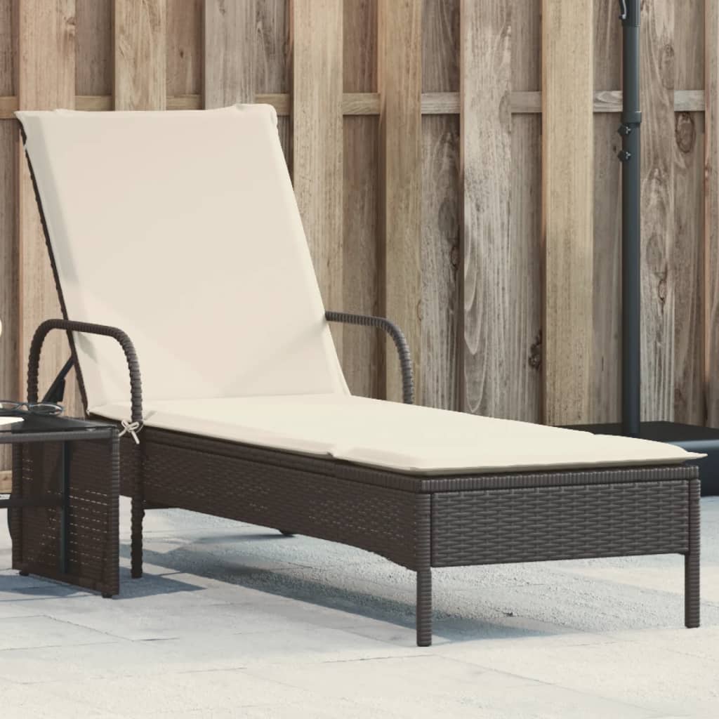 vidaXL Ligbed met wielen en kussen poly rattan zwart