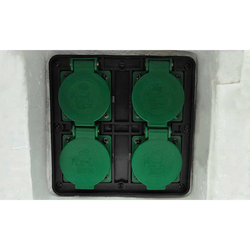 vidaXL Garden Power Socket 4-Way Waterproof Resin White
